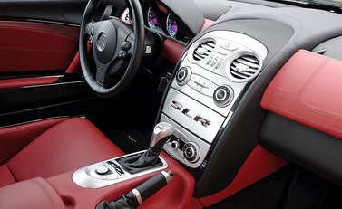 Mercedes-Benz SLR McLaren 28
