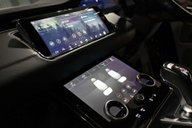 Land Rover Range Rover Evoque R-DYNAMIC HSE MHEV 38