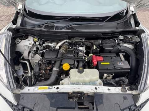 Nissan Juke 1.5 dCi N-Connecta SUV 5dr Diesel Manual Euro 6 (s/s) (110 ps) 19