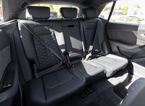 Audi RS Q8 Vorsprung 15