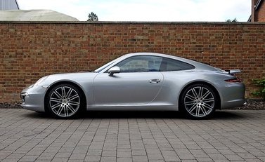 Porsche 911 (991) Carrera 24