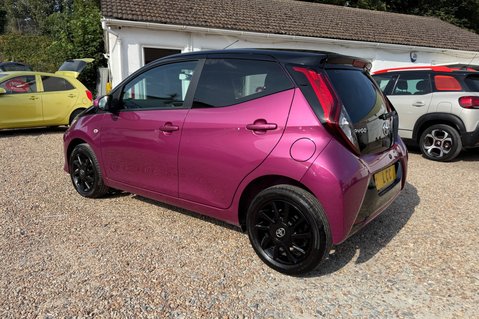 Toyota Aygo VVT-I X-CITE.5 TOYOTA SERVICES.REVERSING CAMERA.A/C..1 PREVIOUS OWNER 15