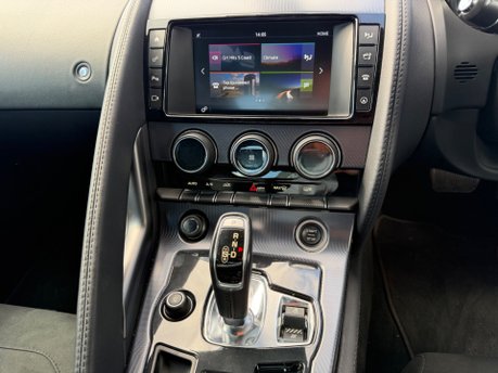 Jaguar F-Type 3.0 V6 R-DYNAMIC 380 28