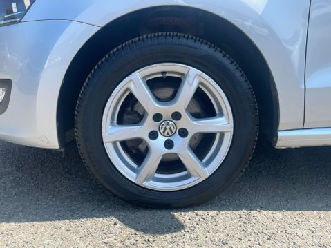 Volkswagen Polo 1.2 Moda Euro 5 3dr 8