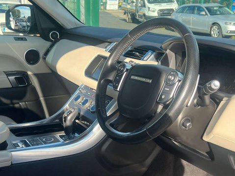 Land Rover Range Rover Sport 3.0 Range Rover Sport HSE Dynamic SDV6 Auto 4WD 5dr 10