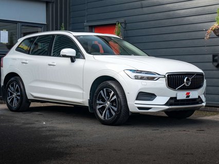 Volvo XC60 2.0 XC60 Momentum B4 MHEV AWD Auto 4WD 5dr