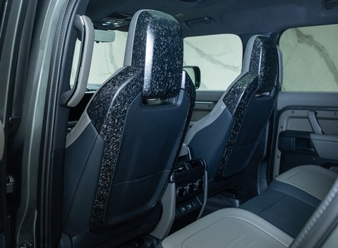 Land Rover Defender 110 OCTA EDITION ONE 19