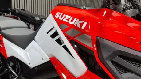 Suzuki V-Strom XT 2022 ONLY 2K FULL LUGGAGE STUNNING ADVENTURE BIKE 34