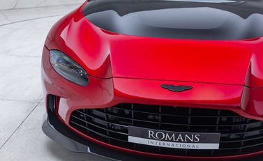Aston Martin V12 Vantage 33