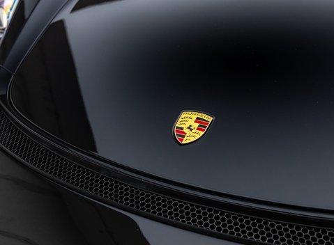 Porsche Cayman GT4 (718) 36