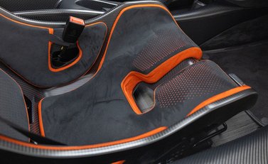 McLaren 765LT 17