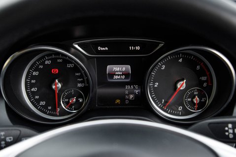 Mercedes-Benz GLA Class GLA 200 D 4MATIC AMG LINE PREMIUM PLUS 14