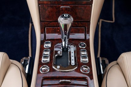 Bentley Brooklands Coupé Centenary Edition 17