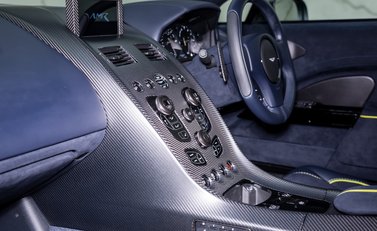 Aston Martin Rapide AMR V12 19
