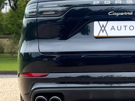 Porsche Cayenne V8 TURBO TIPTRONIC 24