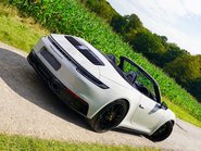 Porsche 911 CARRERA 4 GTS CONVERTIBLE 20