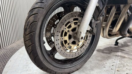 Suzuki Bandit 2009 FUEL INJECTED GOOD RUNNING WINTER HACK COMMUTER 21
