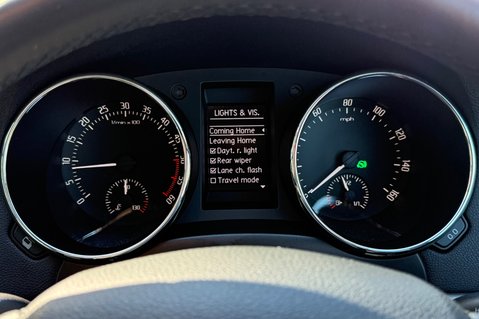 Skoda Yeti Outdoor SE L DRIVE TDI 4X4 DSG -2 OWNERS -FULL SKODA S/HISTORY -ROUGH ROAD PACK 37