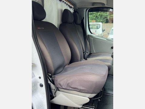 Renault Trafic 2.0 dCi SL29 Panel Van 4dr Diesel Manual L1 H1 (Phase 3) (195 g/km, 115 bhp 26