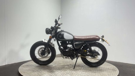 Mutt Mastiff 2022 ONLY 2K CAFE RACER NEW MOT VERY CLEAN LEARNER BIKE 125CC 4