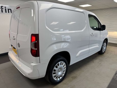Vauxhall Combo 1.5 Combo 2300 Professional Turbo D S/S 27