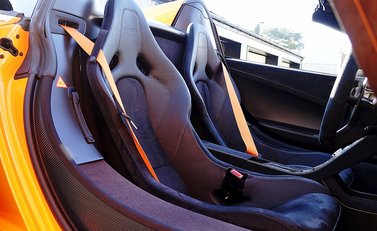 McLaren 675 LT Spider 21