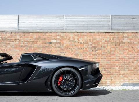 Lamborghini Aventador LP 720-4 Roadster 50th Anniversary 25