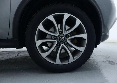 Nissan Juke 1.6 Tekna SUV 5dr Petrol XTRON Euro 6 (117 ps) 15