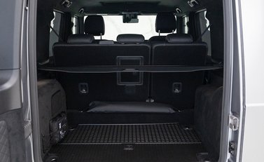 Mercedes-Benz G Series AMG Line Premium 27