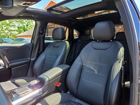 Mercedes-Benz GLA 2.0 AMG GLA 35 Premium+ 4Matic Auto 4WD 5dr 4