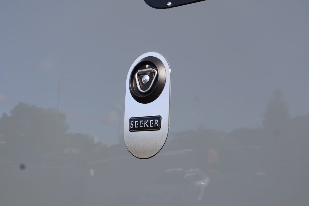 Renault Master DEMO MODEL 3.5 TON ADVANCE 150 AUTO STALLION BUILD SEEKER HORSEBOX REAR BED 12