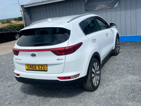Kia Sportage 1.7 CRDi 3 Euro 6 (s/s) 5dr 29