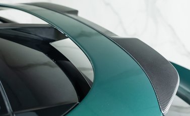 Aston Martin DBX 707 34