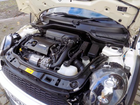 Mini Cooper JOHN COOPER WORKS 64