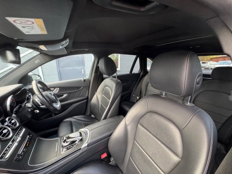Mercedes-Benz GLC GLC 220 D 4MATIC AMG LINE PREMIUM PLUS 40