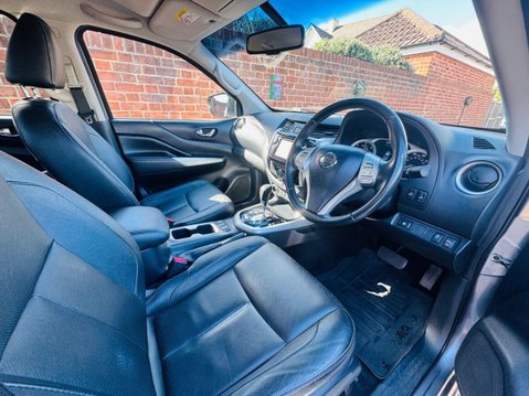 Nissan Navara 2.3 dCi Tekna Pickup Double Cab 4dr Diesel Auto 4WD Euro 6 (190 ps) 7