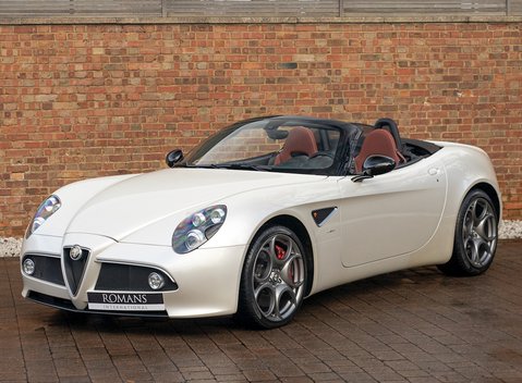Alfa Romeo 8C Spider 6