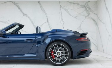 Porsche 911 Turbo Cabriolet (991.2) 36