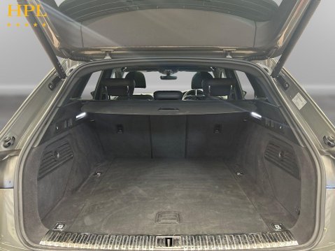 Audi Q8 55 S line SUV 5dr Electric Auto quattro 114kWh (11kW Charger) (408 ps) 1 Ow 22