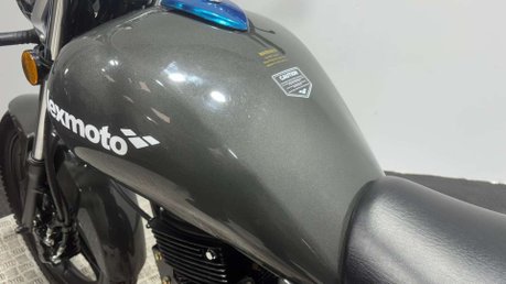 Lexmoto ZSB 2025 3K 1 OWNER MOT 2028 125CC COMMUTER LEARNER BIKE 18