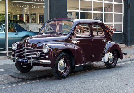 Renault 4 CV Découvrable