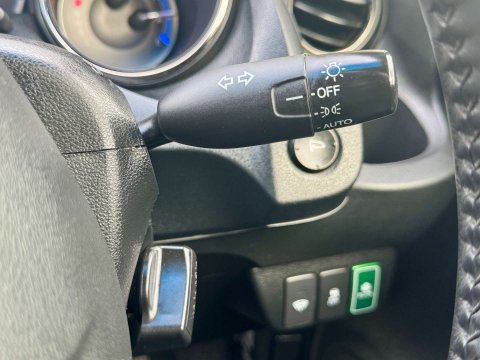 Honda Jazz 1.3h IMA HE Hatchback 5dr Petrol Hybrid CVT Euro 5 (102 ps) 60