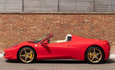 Ferrari 458 Spider 2
