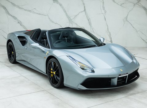 Ferrari 488 Spider 11