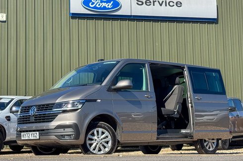 Volkswagen Transporter Crew Cab [SOLD CM] AUTO SWB L1H1 Highline T30 A/C Alloys Nav Sensors EURO 6