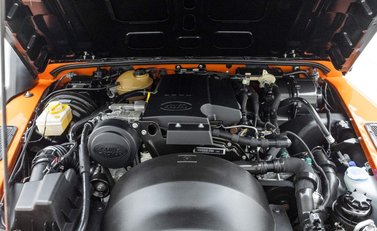 Land Rover Defender 110 Adventure Edition 29