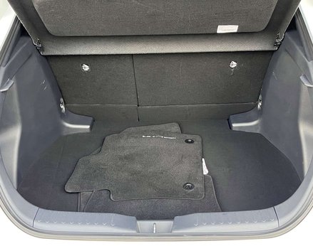 Toyota C-HR 1.8 C-HR Design HEV CVT 5dr 62