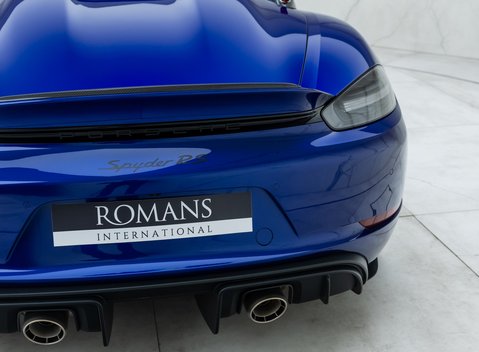 Porsche 718 Spyder RS 30