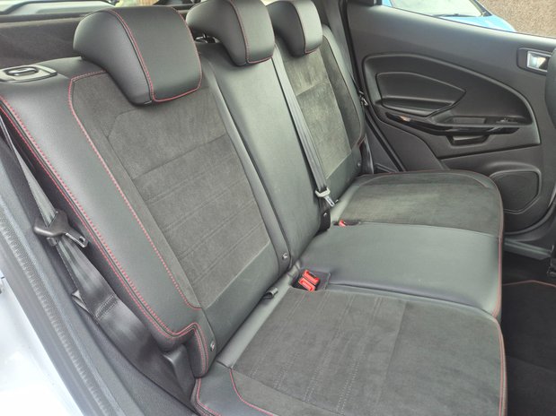Ford Ecosport ST-LINE 14
