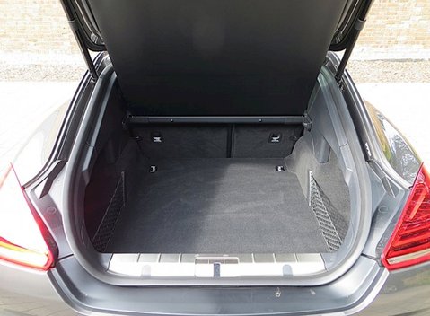 Porsche Panamera Diesel 12